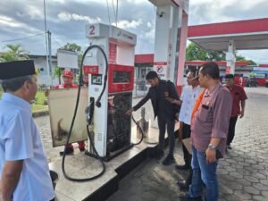 Pastikan Keakuratan Pengisian, Tim Gabungan Polresta Banyuwangi Sidak SPBU 