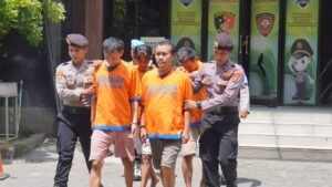 Pencuri di Alfamart Watu Tulis Prambon Berhasil di Ringkus Satreskrim Polresta Sidoarjo.