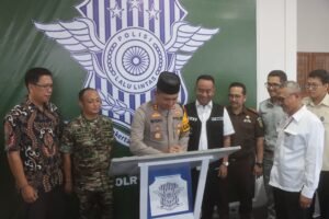 Maksimalkan Pelayanan Masyarakat Pada Mudik Lebaran Kapolres Probolinggo Resmikan Pospol Gending 