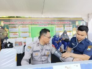 Polres Tulungagung Periksa Kesehatan Personel Untuk Layani Pemudik di Operasi Ketupat Semeru 2024