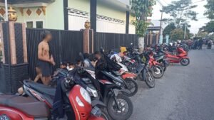 BALAP LIAR” Kasat Lantas Polres Kediri Ratusan Sepeda Motor Di Amankan