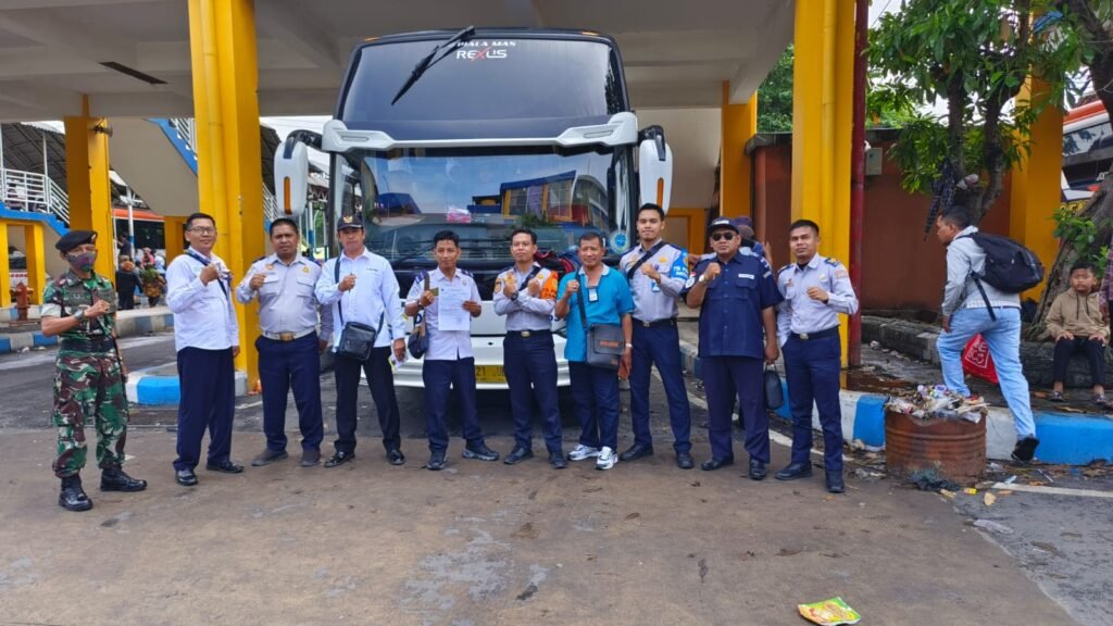 Team satgas terminal Purabaya antisipasi lonjakan penumpang di purabaya