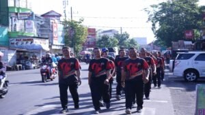 Jaga Kesehatan, Kodim 0808/Blitar Gelar Jalan Sehat Bersama