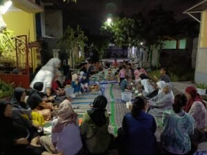 Halal bihalal warga RT 09/RW 16 perum jayaland ds pepe berlangsung meriah