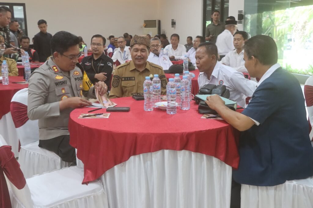 Jelang May Day Polres Probolinggo bersama Forkopimda Gelar Silaturahmi Bersama Buruh