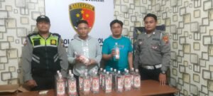 Polsek Gempol Berhasil Sita Puluhan Botol Miras Saat Gelar Operasi Cipta Kondisi