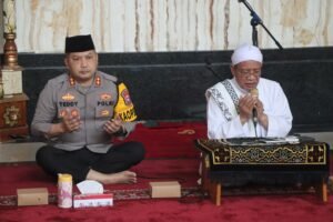 Tingkatkan Ketaqwaan Anggota Polri, Kapolres Pasuruan Gelar Binrohtal Dan Santunan Anak Yatim