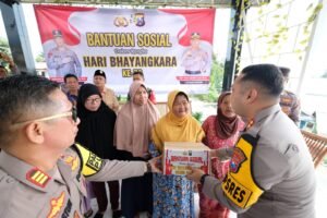 Polres Pasuruan Gelar Cangkruk’an Kamtibmas dan Bhakti Sosial Ajak Warga Jaga Kondusifitas Jelang Hari Bhayangkara Ke-78