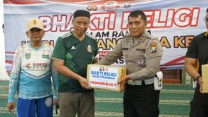 Satlantas Polres Pasuruan Gelar Bakti Religi Dalam Rangka Hari Bhayangkara Ke-78