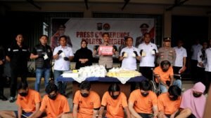 Polres Jember Berhasil Ungkap Pengiriman Ratusan Ribu Butir Okerbaya, 8 Tersangka Diamankan