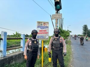Polisi Pasang Imbauan Antisipasi Kepadatan Lalu Lintas di Flyover Jumputrejo