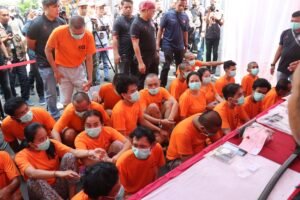 Polrestro Jakpus Lakukan Operasi Skala Besar, Tangkap 26 Tersangka Narkoba dan menyita 2 Kg Sabu di Kalipasir