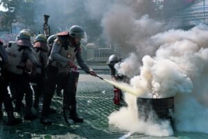 Polres Malang Gelar Simulasi Sispamkota Pengamanan Pilkada 2024