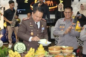 Soliditas Penegak Hukum Polres Pasuruan Kirim Tumpeng ke Kejari di Hari Bhakti Adhyaksa ke-64
