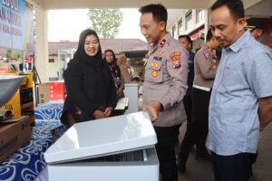 Polres Malang Salurkan Bantuan UMKM untuk Keluarga Peristiwa Kanjuruhan Asal Probolinggo dan Pasuruan