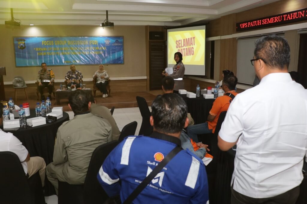 Polres Pelabuhan Tanjungperak Gelar FGD Ajak Semua Elemen Wujudkan Kamseltibcarlantas