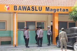 Gelar Patroli Gabungan Polres Magetan Jaga Kamtibmas Jelang Pilkada 2024