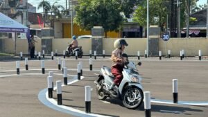 Pelajar SMA dapatkan Edukasi Pembuatan SIM 