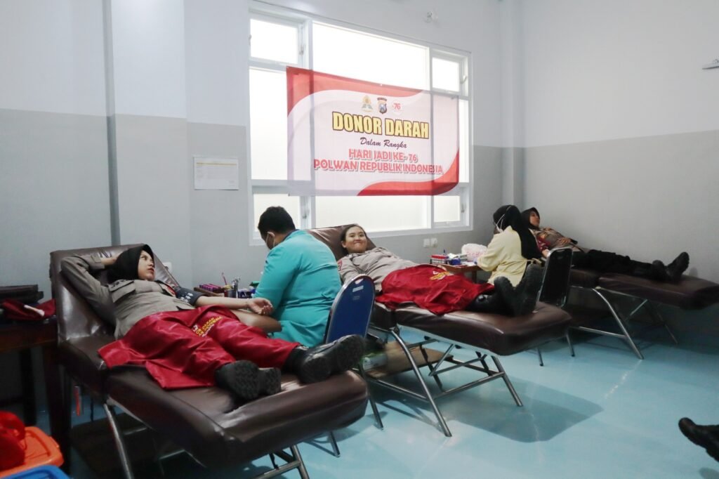 Sambut Hari Jadi Polwan ke-76, Srikandi Bhayangkara Polres Mojokerto Gelar Donor Darah