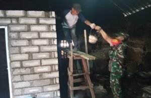 Wujudkan Lingkungan Yang Bersih Dan Sehat, Sertu Kasiyato Bantu Pembuatan Jamban Warga Binaannya