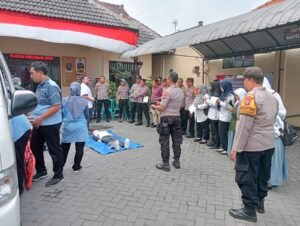 Polsek Tulangan Latih Personel Penanganan Pertama Korban Gawat Darurat