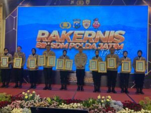 Bagian SDM Polresta Sidoarjo Raih Terbaik Laporan Siap Semeru