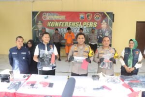 Pembunuhan di Daerah Betro Sedati Gara gara Istri Pulang kerja di antar Orang Tidak di kenal.