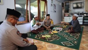 Cooling System Jelang Pilkada, Kapolres Probolinggo Kota Silaturahmi Kamtibmas di Ponpes An-Nur