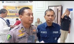 Dokkes Polresta Sidoarjo Gelar Cek Kesehatan Gratis bagi Wartawan.