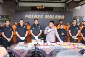 Polres Malang Berhasil Ungkap 16 Kasus Perjudian, Amankan 17 Tersangka