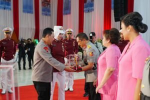 Gelar Pengantar Purna Tugas, Kapolri Sebut Jenderal (HOR) Agus Andrianto Sosok yang Tegas