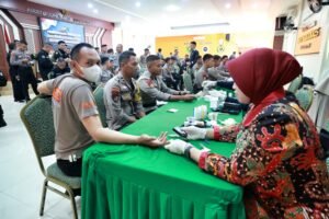 808 Personel Polda Jatim dan 15 ribu Personel Polres Jajaran, Lakukan Rikes Sebelum Bertugas di TPS