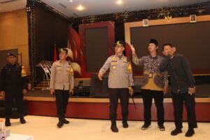Polres Kediri Kota Terjunkan Ratusan Personel, Debat Pamungkas Pilkada 2024 Berlangsung Kondusif