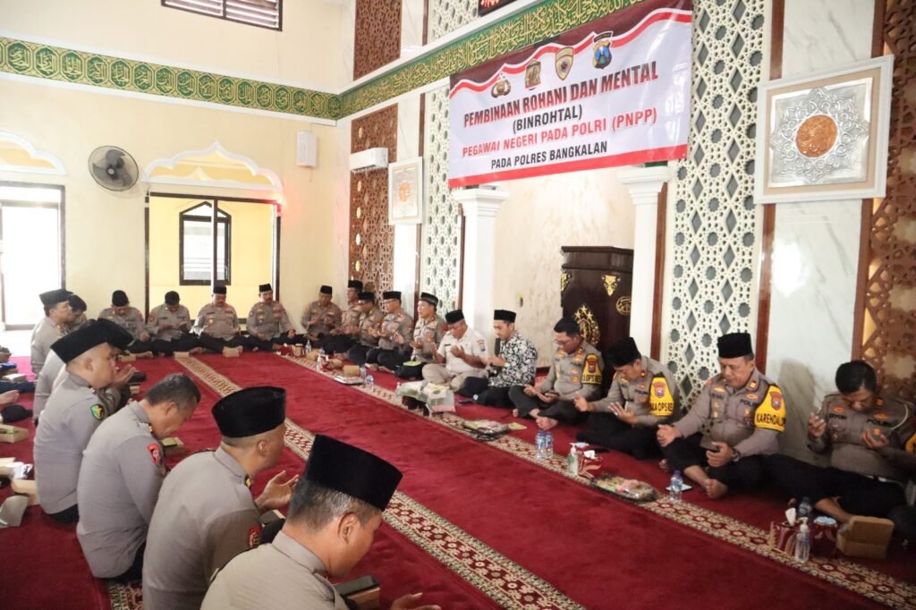 Cooling System, Polres Bangkalan Gelar Doa Bersama untuk Pilkada 2024 Aman dan Damai