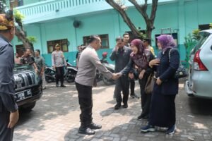 Kapolres Pasuruan Pantau TPS, Apresiasi Nuansa Kerajaan di Lapas Bangil