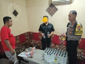Polres Kediri Kota Sita Puluhan Botol Miras di Acara RX King Nusantara di GOR Jayabaya