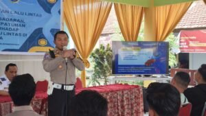Jelang Nataru Polres Bondowoso Gencarkan Sosialisasi Tertib Berlalu Lintas