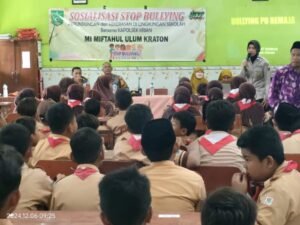 Polsek Krian Edukasi Bahaya Perundungan dan Narkoba ke Pelajar