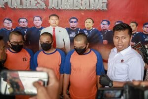 Polres Jombang Ungkap Jaringan Penyalahgunaan BBM Bersubsidi, 3 Tersangka Diamankan
