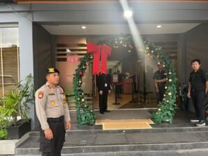 Sat Samapta Polresta Sidoarjo Patroli Gereja Jelang Natal