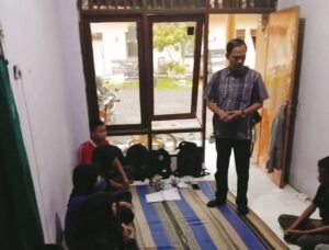 Kanit Reskrim Polsek Sedati Beri Penyuluhan Bahaya Narkoba kepada Karang Taruna Desa Pulungan