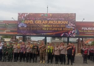 Kapolresta Sidoarjo Pimpin Apel Pengamanan Malam Tahun Baru 2025
