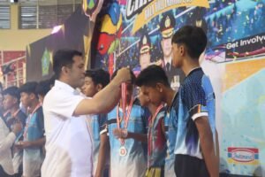 Kapolda Jatim dan Forkopimda Sidoarjo Semangati Puncak Kejurprov Jatim Bola Voli U-15 