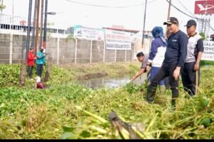 Pemkab Sidoarjo dan Kecamatan Gedangan Bersatu Jihad Bersihkan Sungai Tratap II