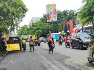 Jalan Raya Basuki Rahmat Krian Depan Bank Mandiri Mulus Kembali