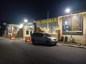 Unit Reskrim Polsek Waru Bekuk Pencuri Tabung Elpiji yang Terjebur Selokan