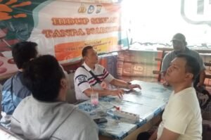 Kanit Reskrim Polsek Waru Sosialisasi Bahaya Narkoba ke Masyarakat Desa Tambakrejo