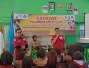 Kanit Reskrim Polsek Krembung Sosialisasikan Bahaya Narkoba di SDN Kandangan