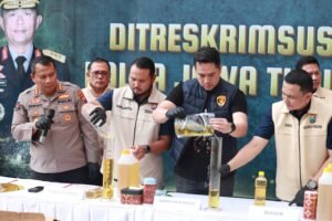 Polda Jatim Berhasil Ungkap Minyak Kita Palsu, Dua Home Industry di Sampang dan Surabaya Digrebek
