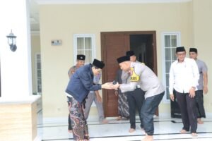 Perkuat Sinergi Kapolres Blitar Kota Silaturahmi ke Kediaman Gus Iqdam